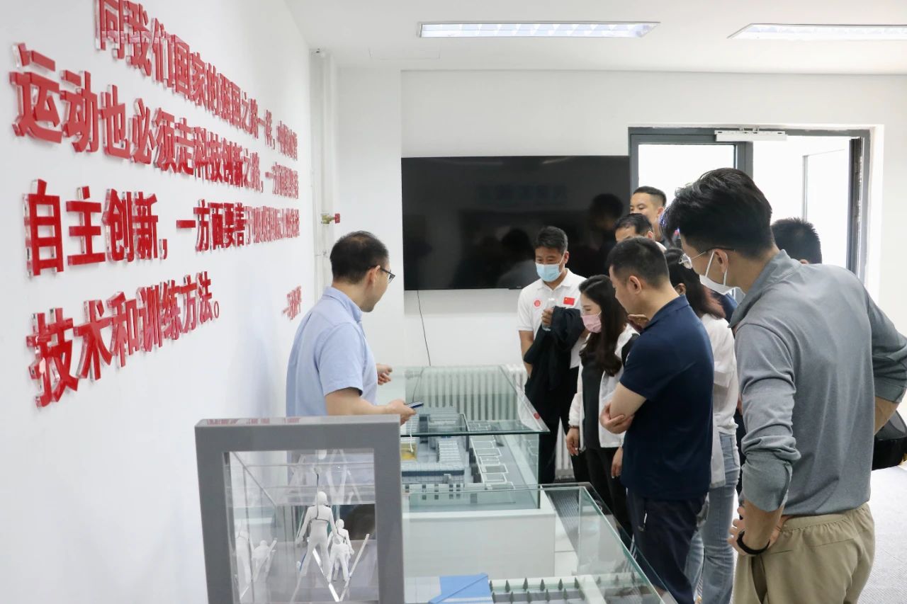 73fd295264ea4f8abe4e947ea908c62c.jpg 73fd295264ea4f8abe4e947ea908c62c.jpg