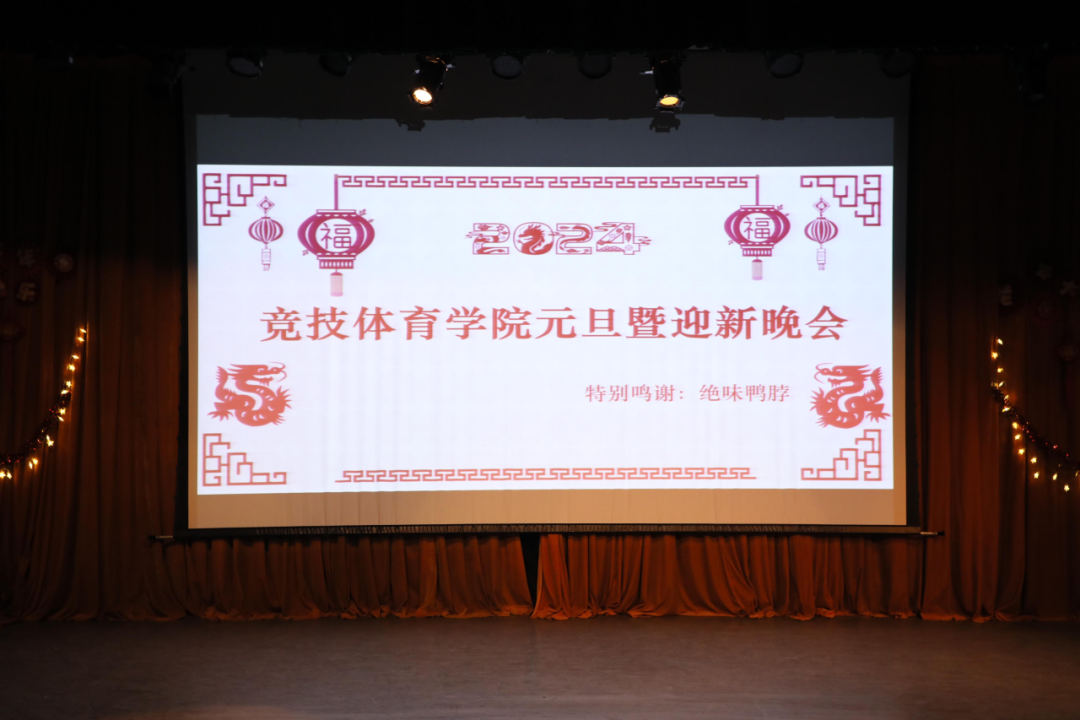 8d738eff7f304a78b5b203ec966e5353.png 8d738eff7f304a78b5b203ec966e5353.png