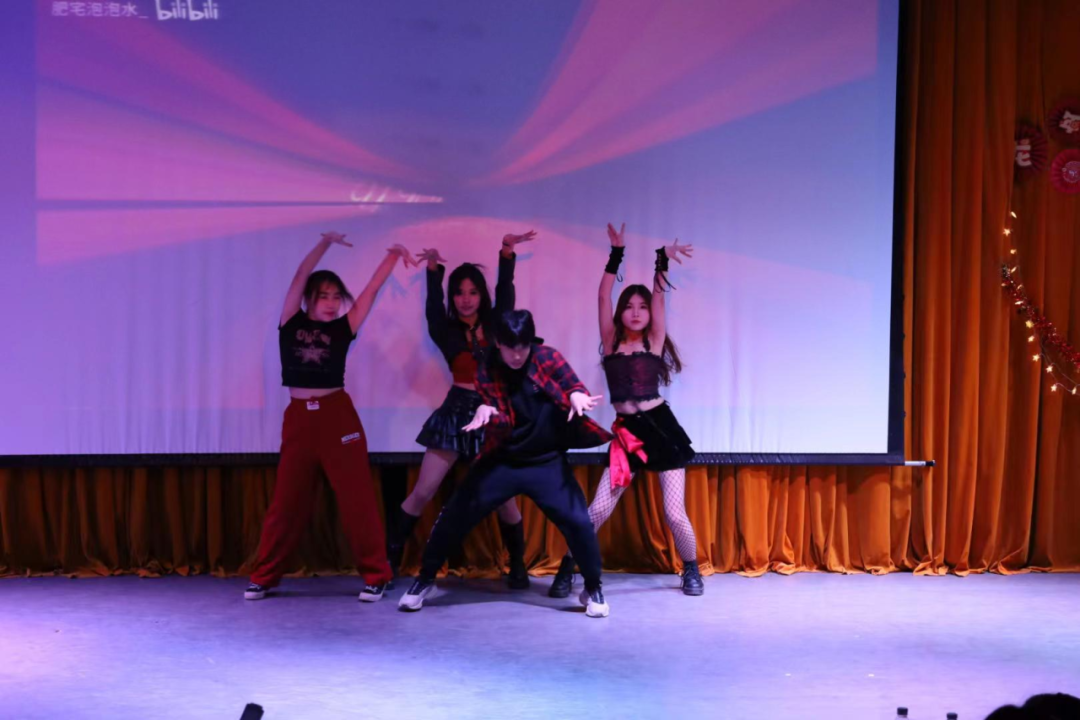 cdcea63e57694d6bb903b74c04617f20.png cdcea63e57694d6bb903b74c04617f20.png